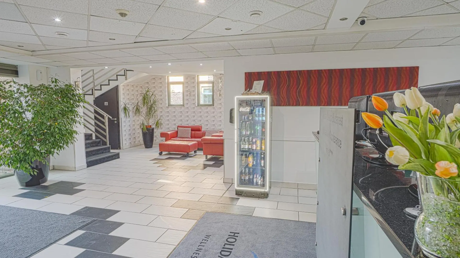 Holiday Beach Budapest Wellness Hotel With Sauna Park 4*,  Magyarország