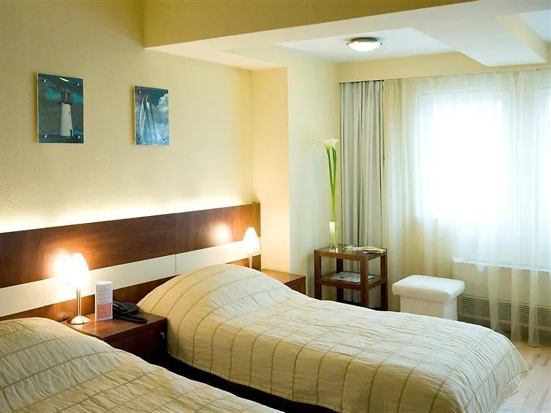 Holiday Beach Budapest Wellness Hotel With Sauna Park Hungary