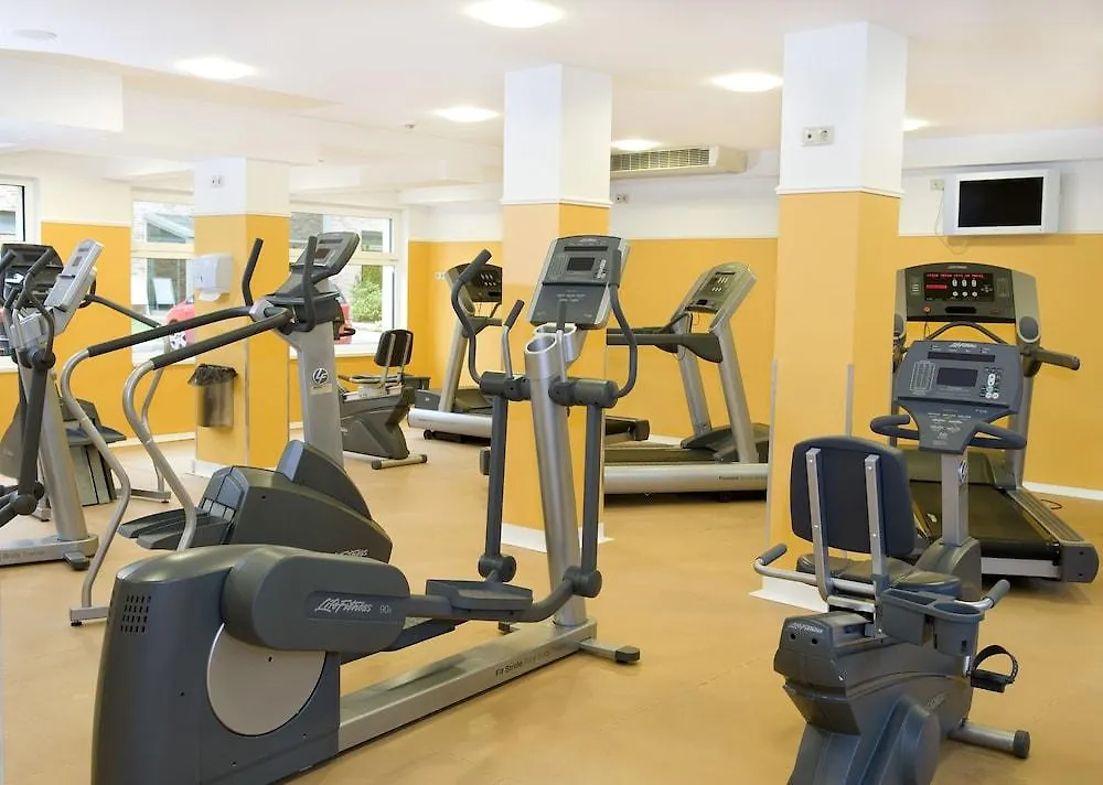 Holiday Beach Budapest Wellness Hotel With Sauna Park