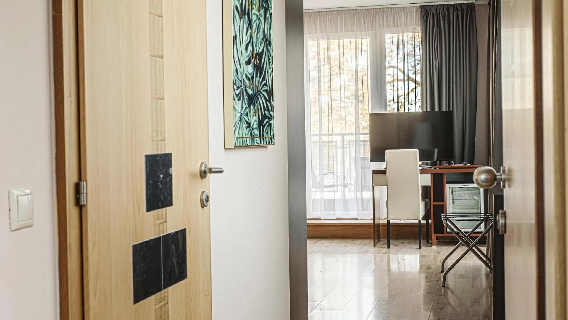 Holiday Beach Budapest Wellness Hotel With Sauna Park