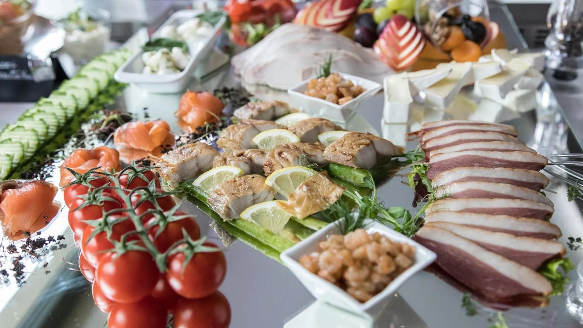 ****  Holiday Beach Budapest Wellness Hotel With Sauna Park Węgry