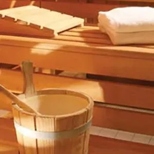 Holiday Beach Budapest Wellness Hotel With Sauna Park 4*,