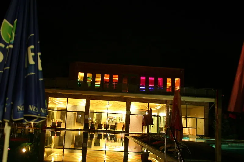 ****  Holiday Beach Budapest Wellness Hotel With Sauna Park Węgry